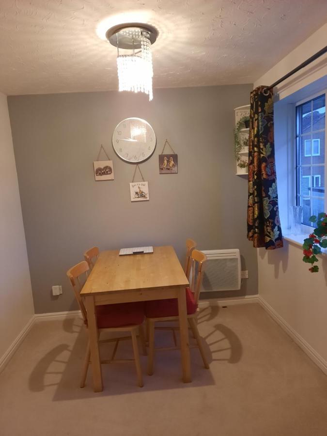 Redmire - 2 Bed 1St Floor Flat Overlooking Green Apartamento Darlington  Exterior foto
