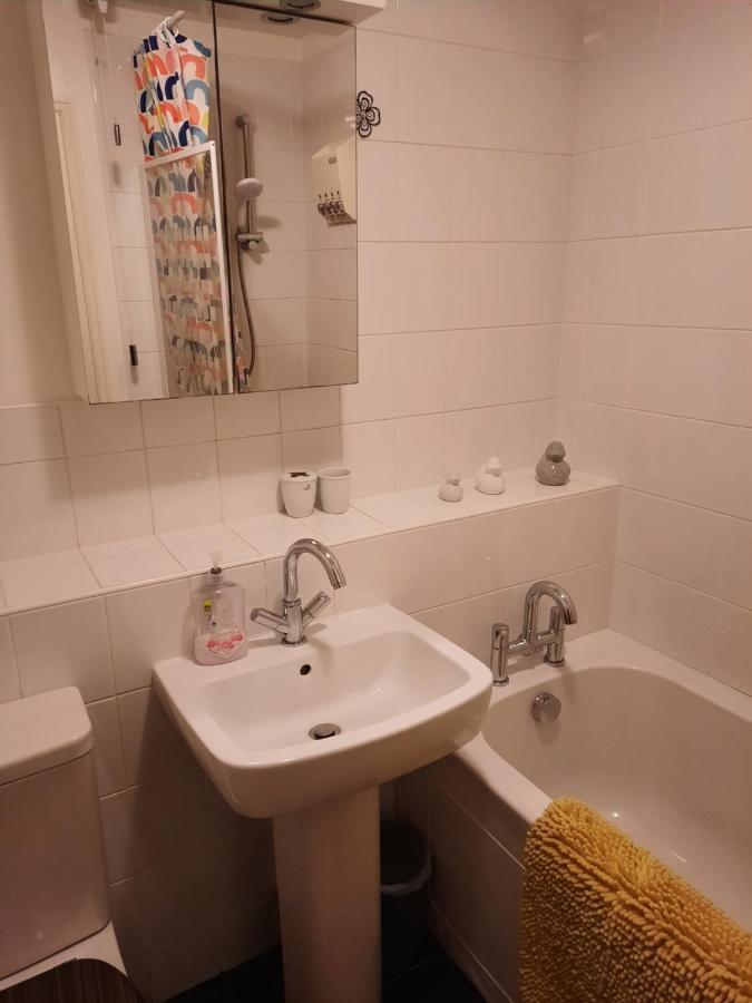 Redmire - 2 Bed 1St Floor Flat Overlooking Green Apartamento Darlington  Exterior foto